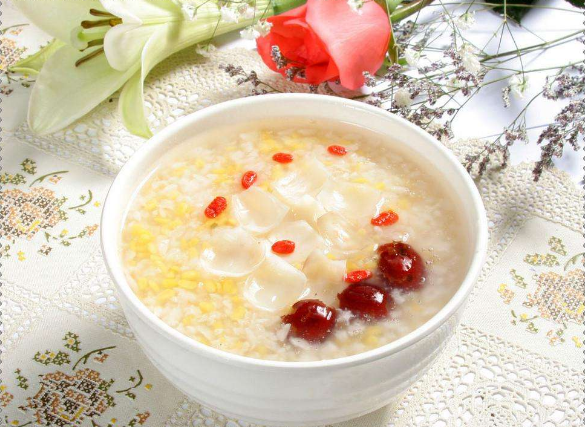 想要百歲？老人常吃這幾種養(yǎng)生食物讓你百歲不是夢